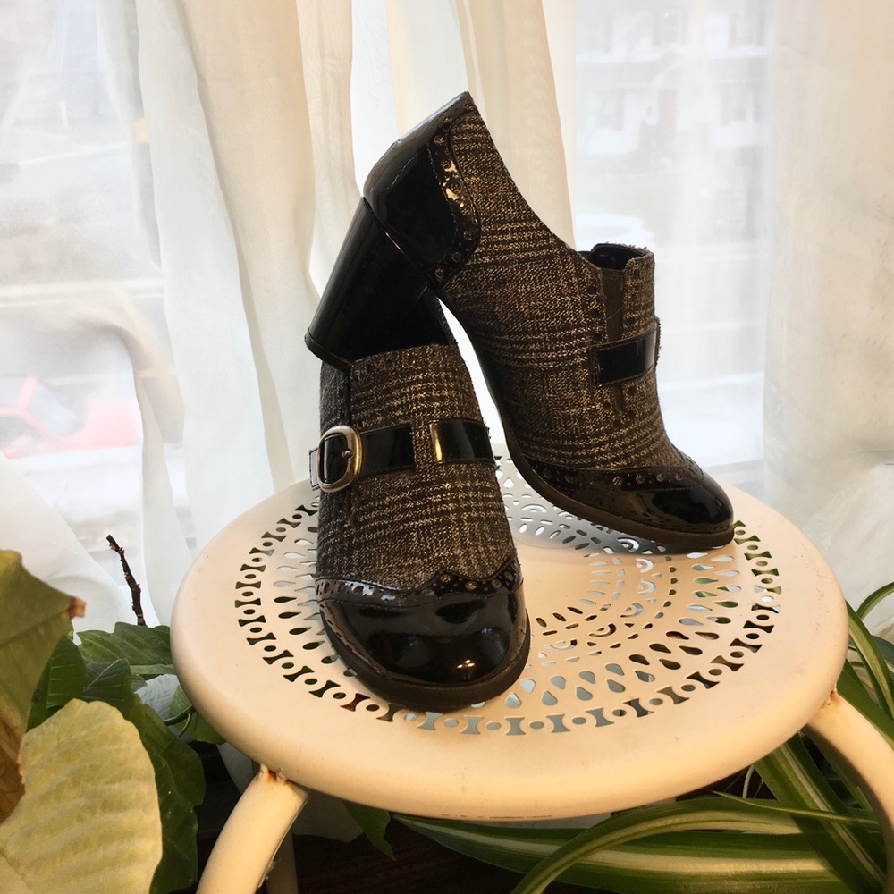 Karen Scott Booties